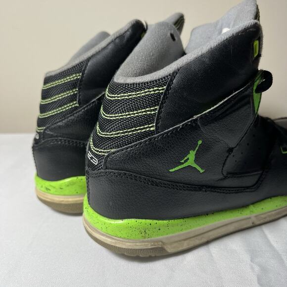 2013 Nike Air Jordan SC-1 Black/Neon Green Youth Shoes Size 3Y - Picture 8 of 8